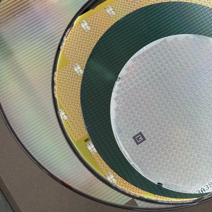 Framed silicon wafer evolution 100-200mm in room display Silicon Masters