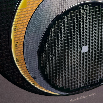 Framed silicon wafer evolution corporate gift 100-200mm surface detail