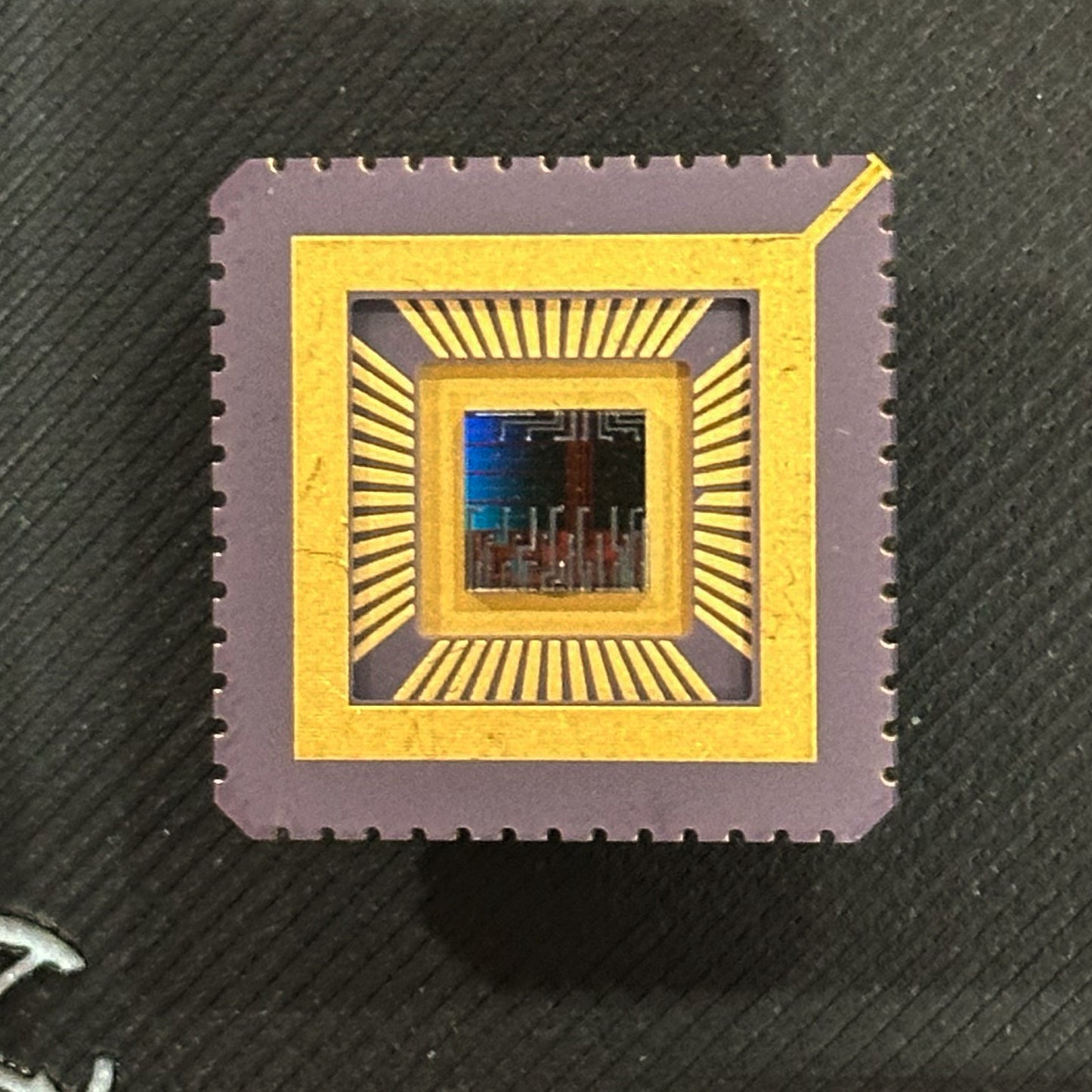 Unique IC chip and package - Desk Collection