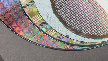 Silicon Wafer Evolution Framed Wall Art — 100mm to 200mm Progression Display, Tech Corporate Gift